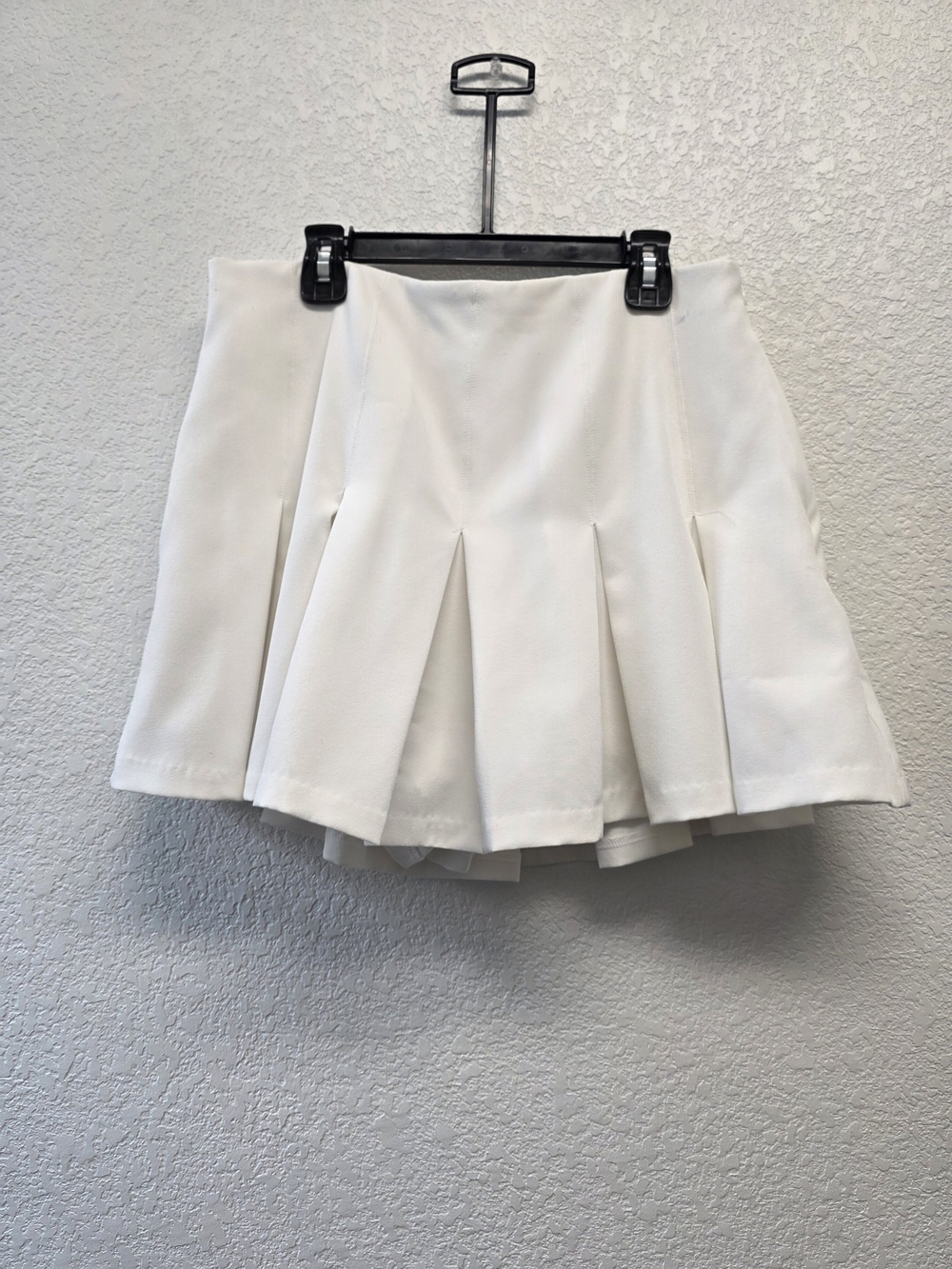 Vici And A M ber Lancaster White Pleated A-Line Mini Skirt Size Large